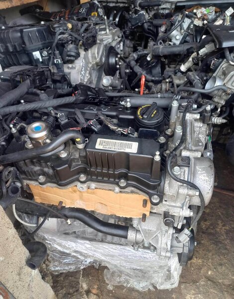 Moteur d'automobile puissant