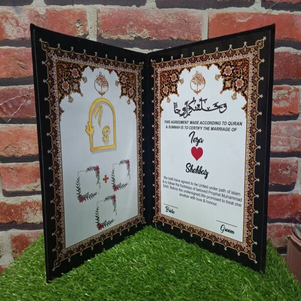 Customized Booklet Black + Pen