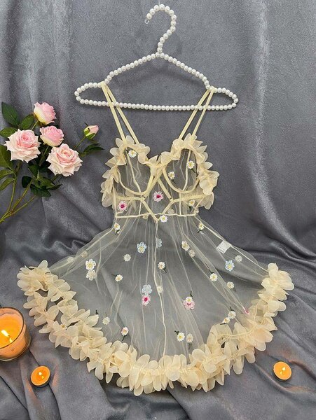 Robe Babydoll Transparente Fleurie