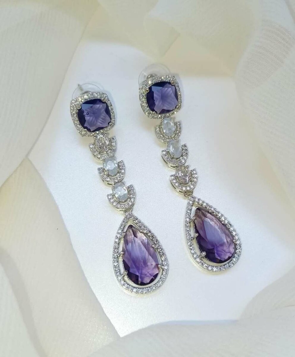 Ladies earrings