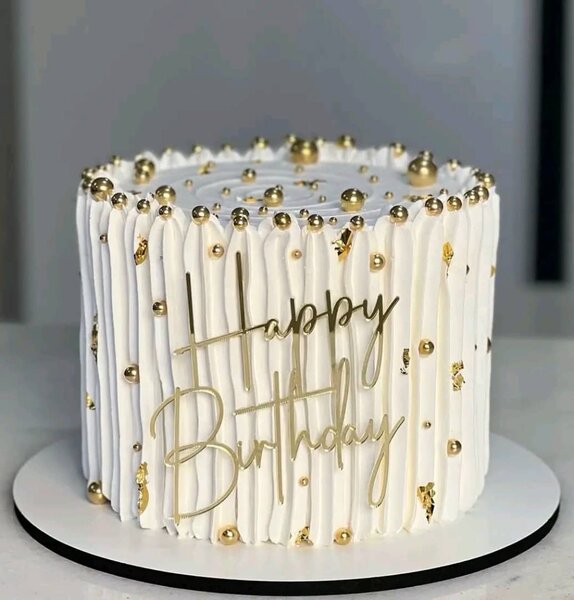 Gâteau d'anniversaire élégant