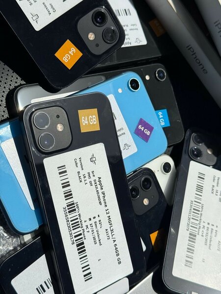 iPhone 12 UK (BH 95%)