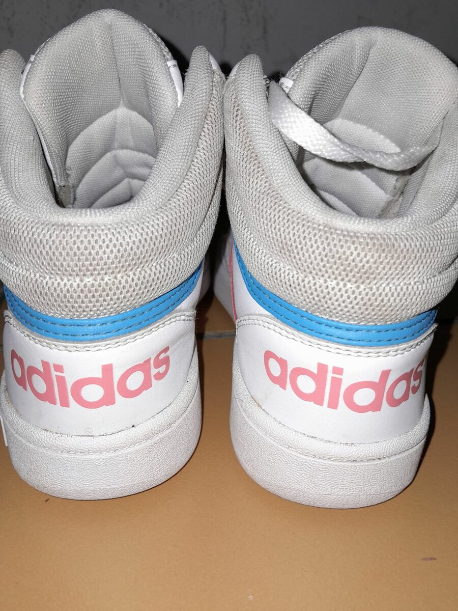 Adidas Sneakers Blanc et Rose