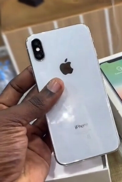 iPhone X 64GB Argent