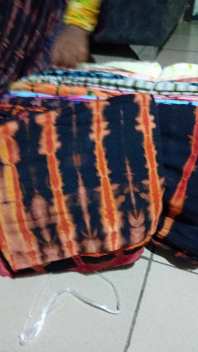 Parures de lit tie-dye vibrantes