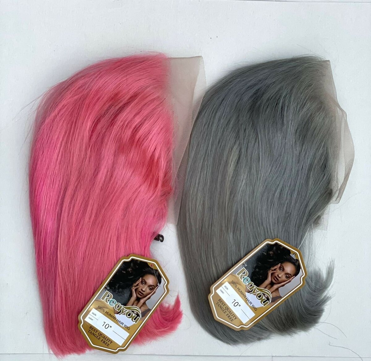 Perruque gris et rose