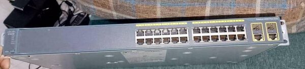 Switch Cisco Catalyst 2960 Plus