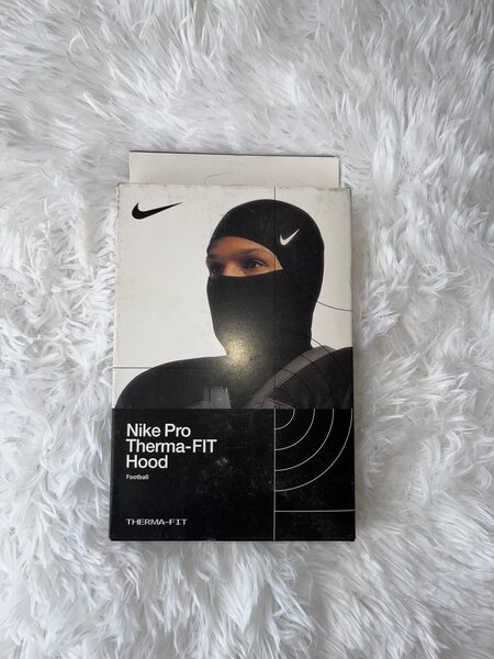 Nike Pro Therma-FIT Cagoule