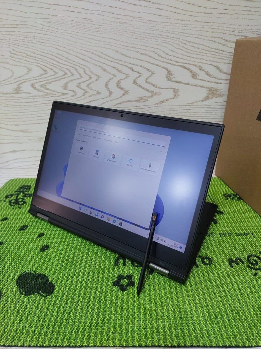 Lenovo Yoga x370 Core i3 Tactile 