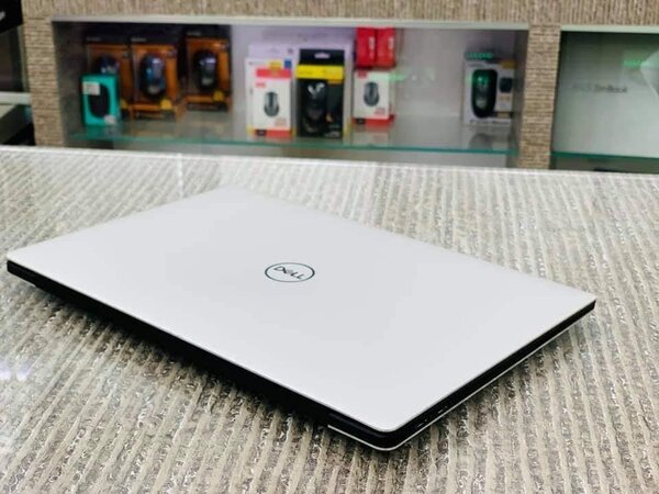 Dell XPS 9380