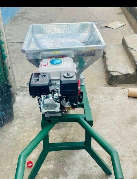 Broyeur à moteur puissant