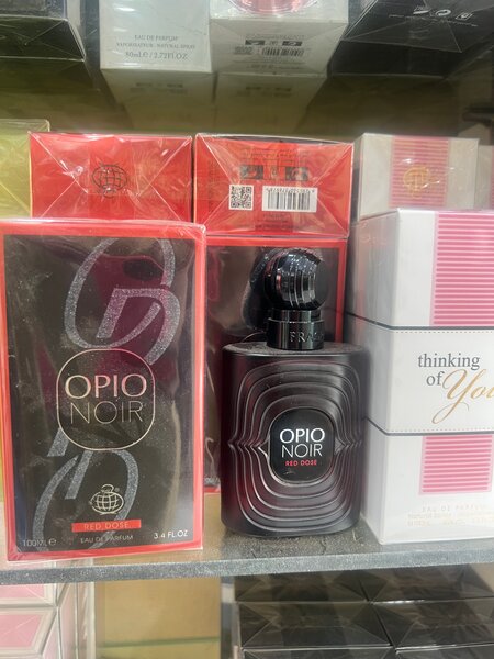 Parfum Opio Noir Red