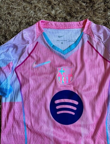 Maillot de football Nike rose