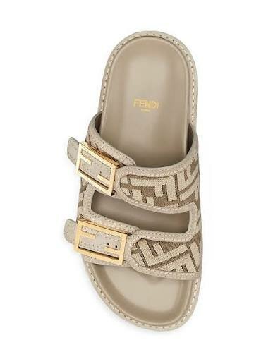 Sandales Fendi en cuir beige