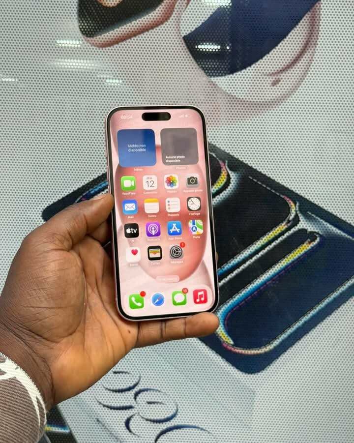 iPhone rose dernier modèle