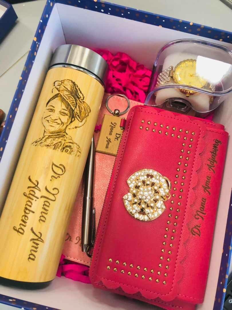 Customised gift set and jewellery