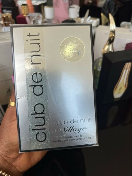 Club de Nuit Sillage By Armaf