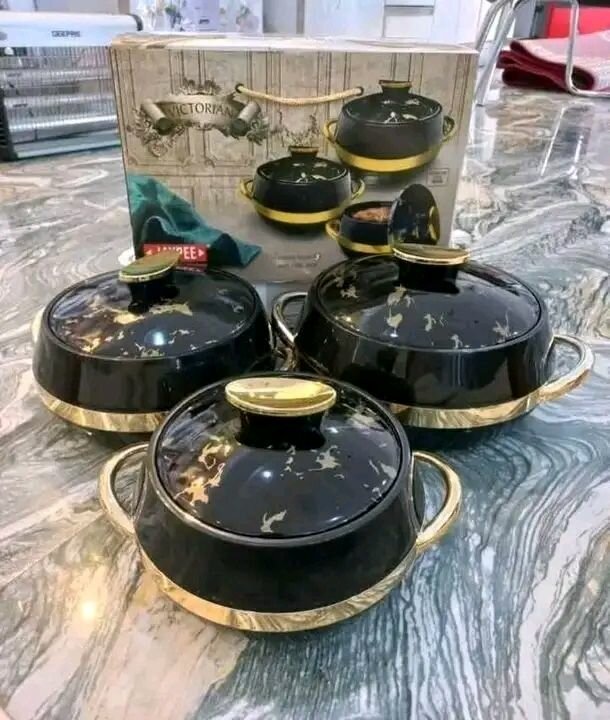 Ensemble de casseroles de cuisine