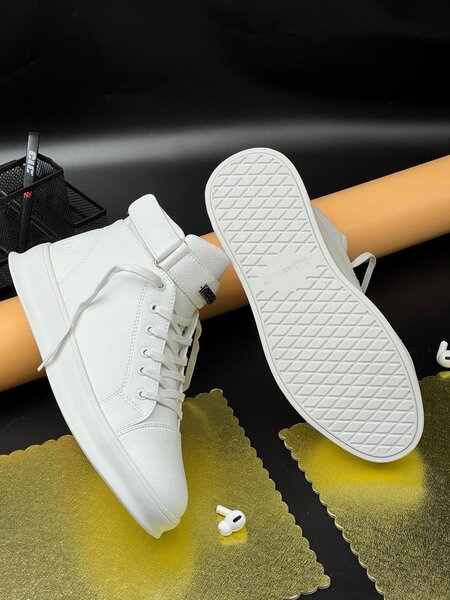 TIMBERLAND ALL WHITE