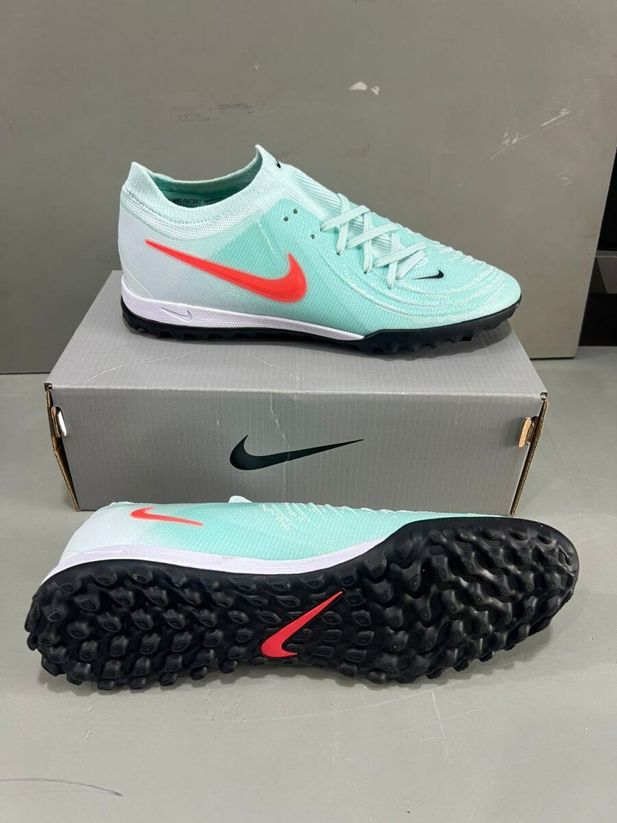 Chaussures de Football Nike