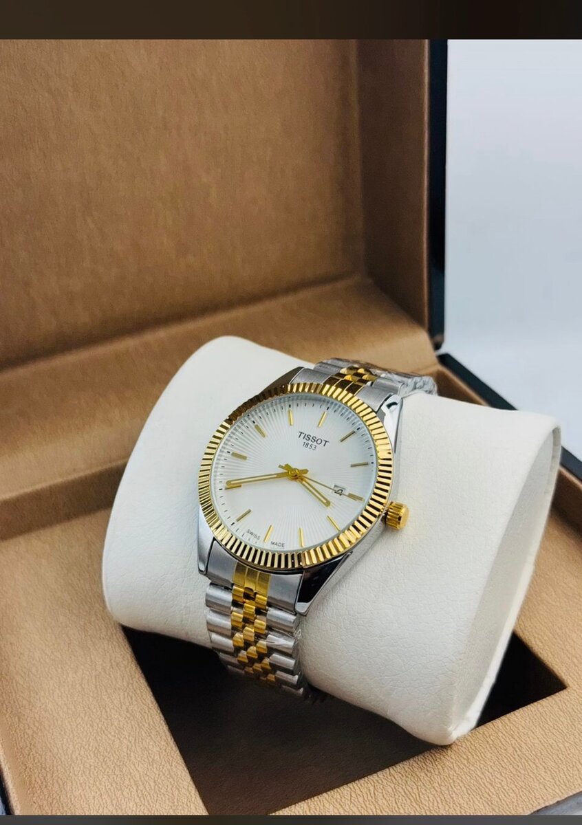 Montre Tissot en acier inoxydable