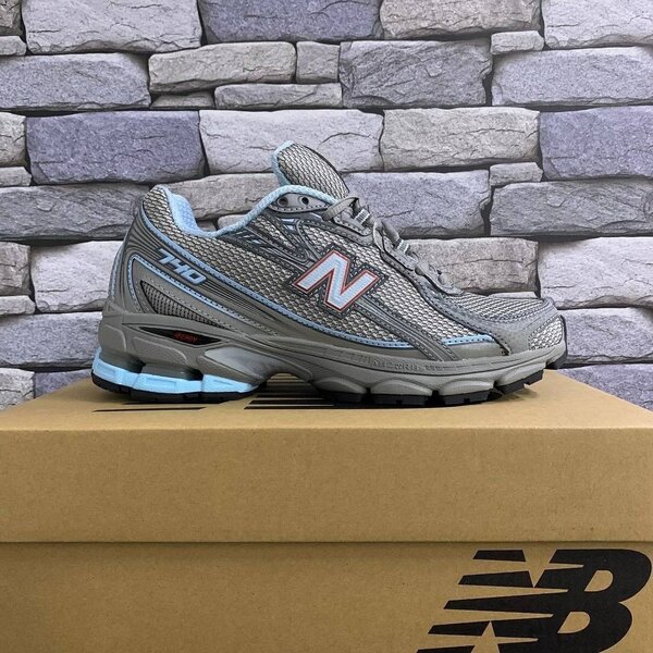New balance 740
