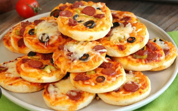 10 Mini  Tikka Pizza