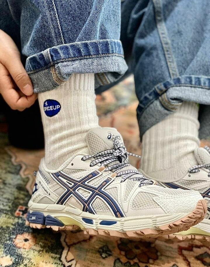 Asics Kahana 8
