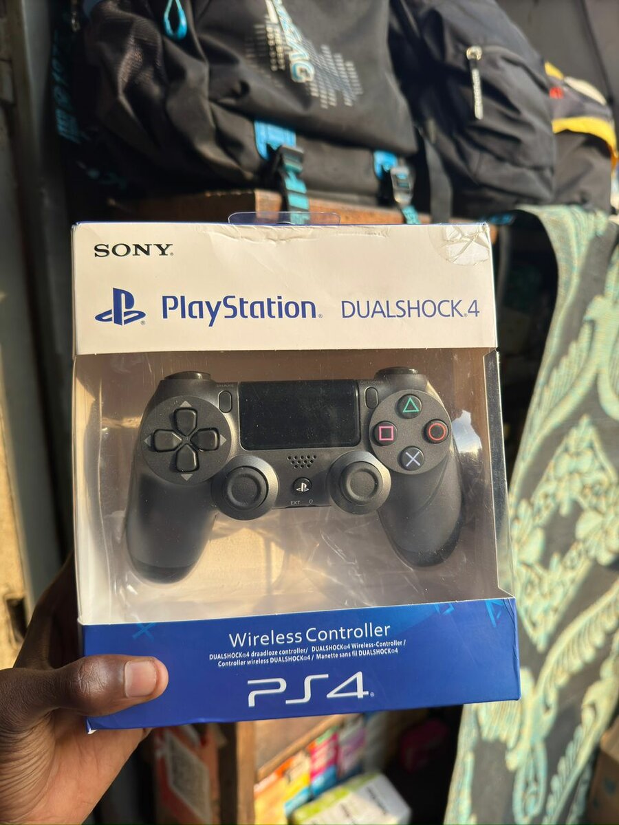 Manette ps4 noir