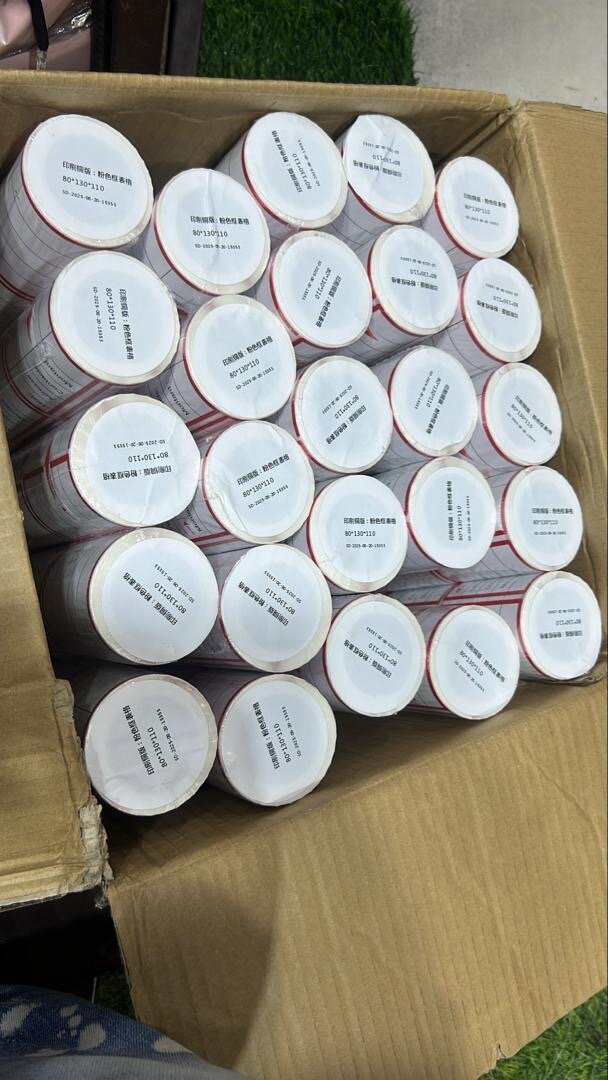 Étiquettes adhésives en rouleau