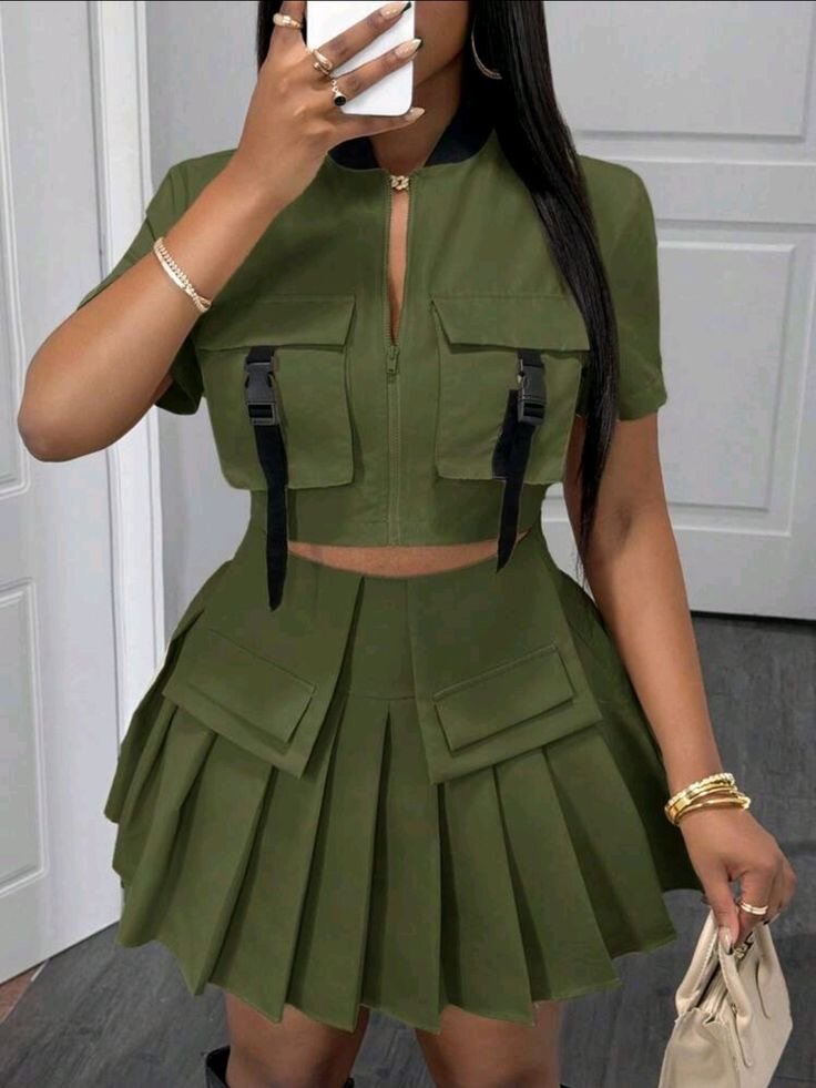 Jupe plissee blanche stylée