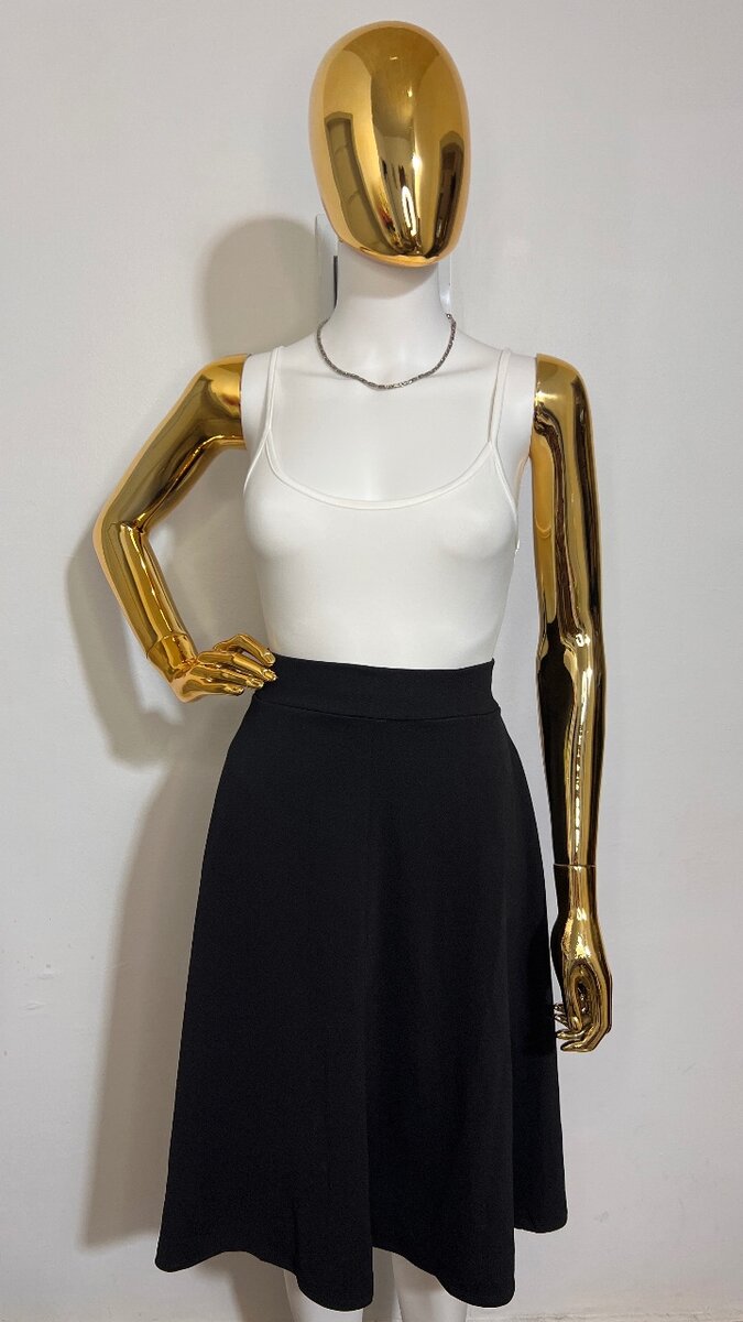 Jupe noire taille haute élégante