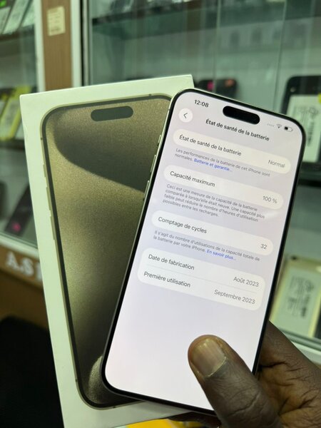 iPhone 15 Pro Max Neuf