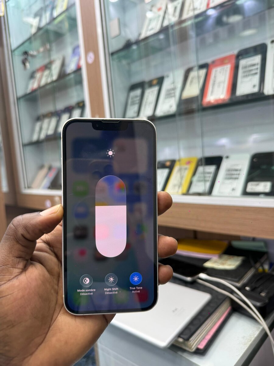 13 simple 128Go tout dorigine