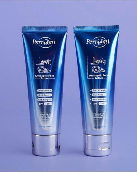 Lovely skin Acne defense face cream. (1 piece)