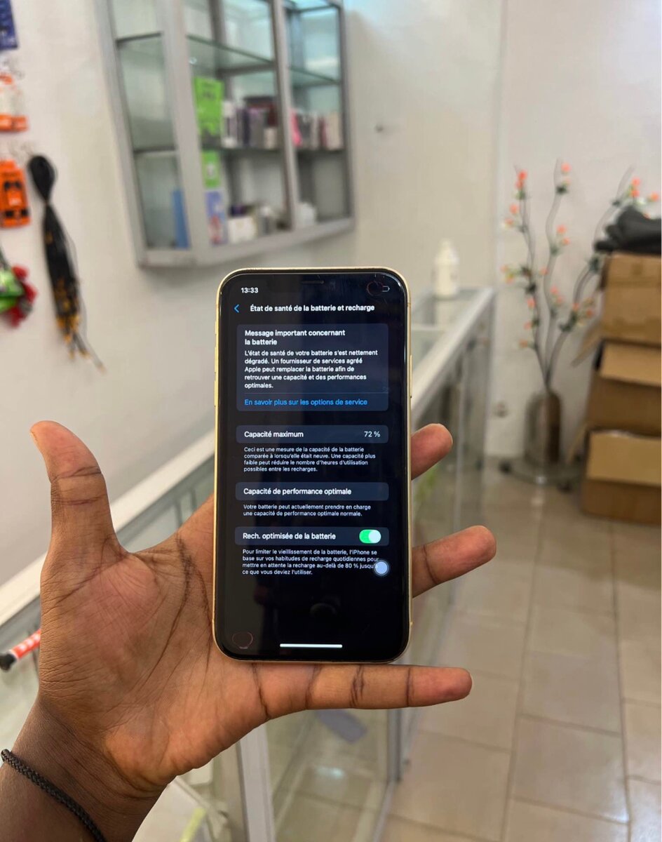 iPhone Xr Jaune 64 Go