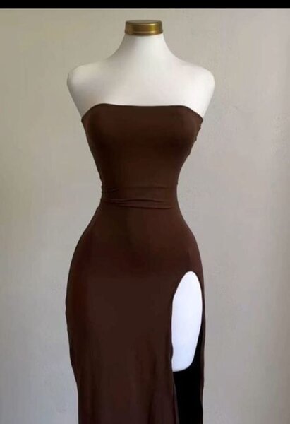 Robe longue marron sans bretelles