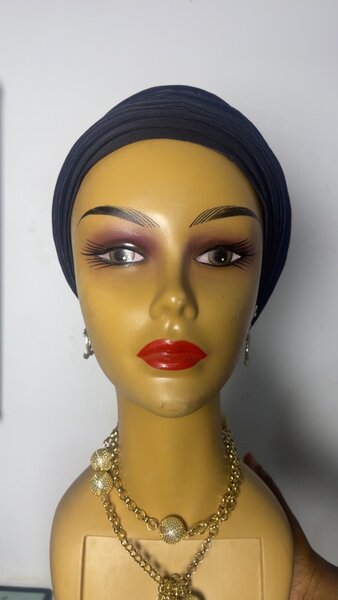 Chapeau Turban Noir Élégant