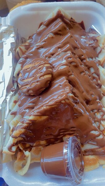 Crêpes au chocolat et biscuits