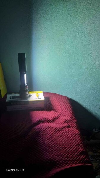 Torche aux xénon rechargeables