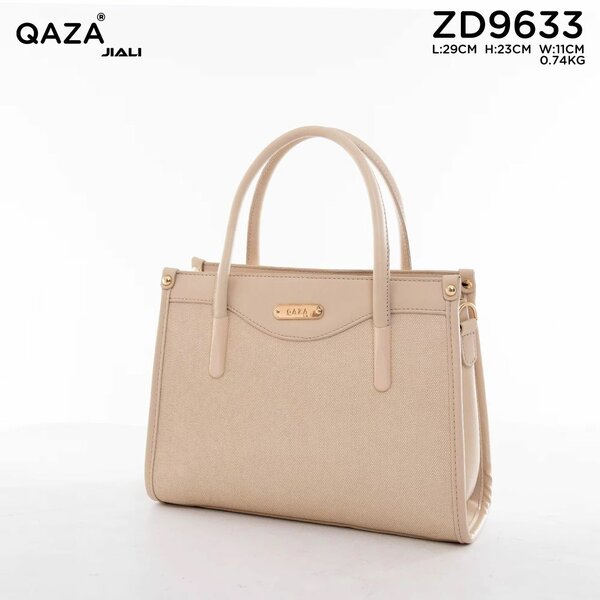 Sac à main en cuir beige élégant
