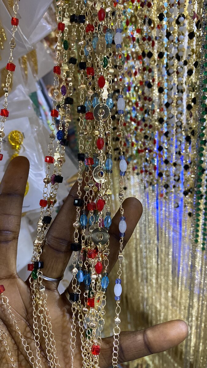 Collier élégant multicolore