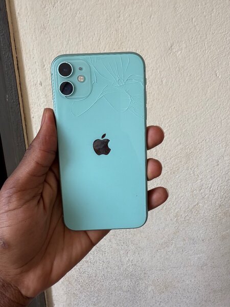 iPhone 11 64GB