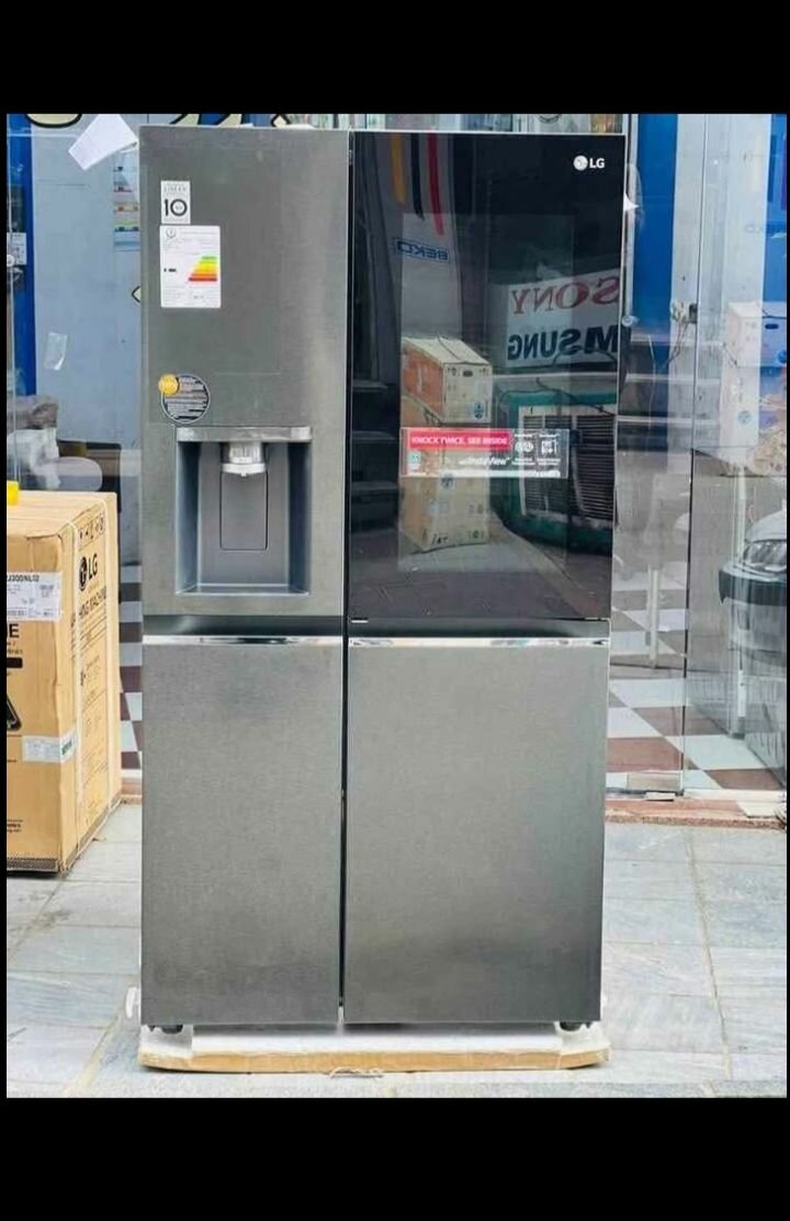 Réfrigérateur LG inox moderne