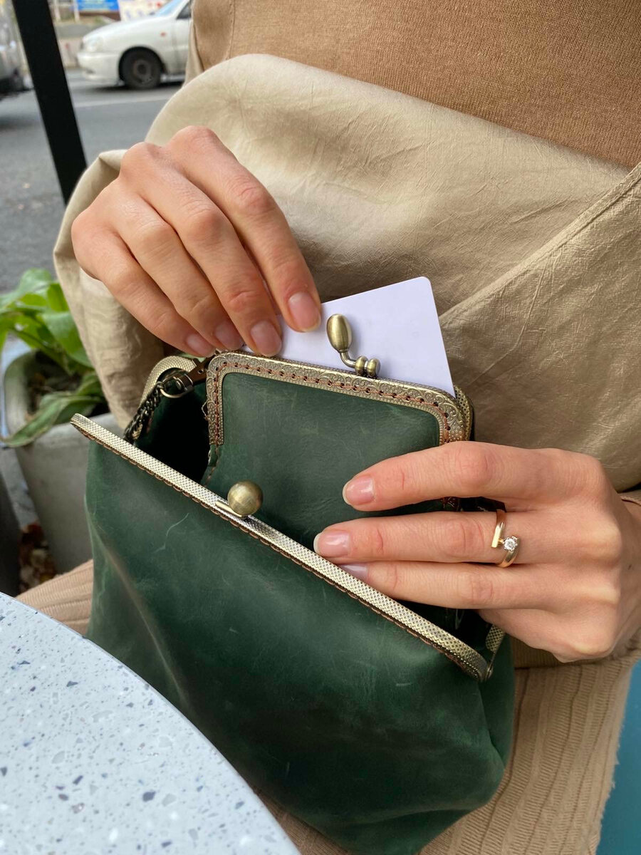 Elégant Sac à Main en Cuir