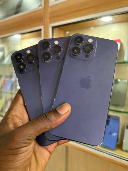 iPhone 14 Pro Bleu Triple