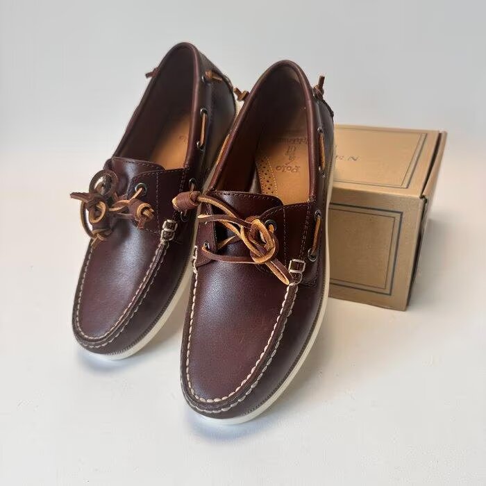 Chaussures bateau marron élégantes