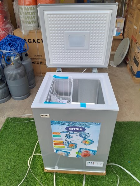 MITSUI DURABLE CHEST FREEZER 93 LITRES