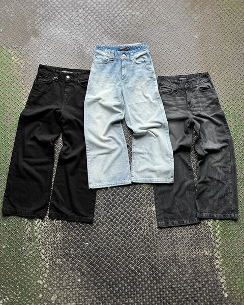 Jeans larges unisexes tendance