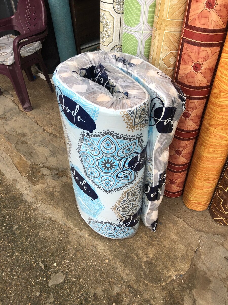 Matelas en mousse pliable floral